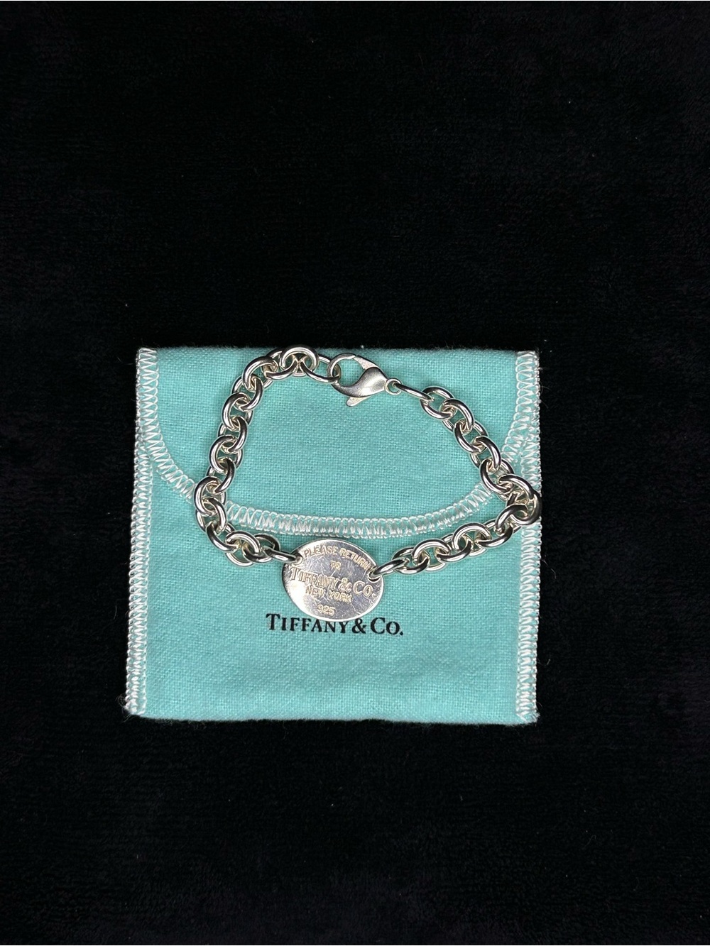 Tiffany & Co. Sterling Silver Oval Tag Bracelet - Silver